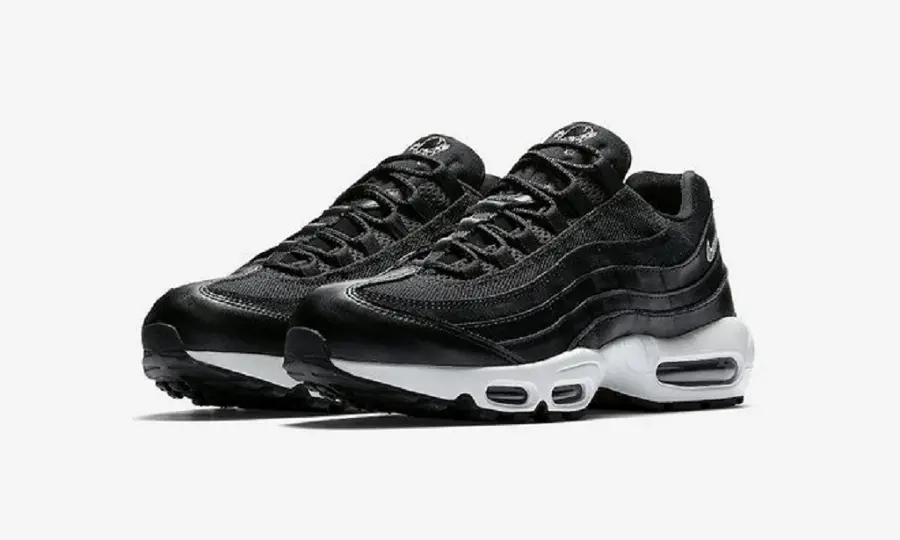 Alternative view of Giày Nike Air Max 95 'Rebel Skulls' 538416‑008