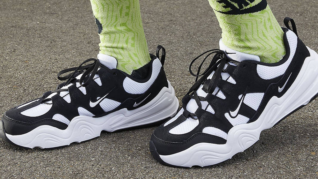 Giày Nike Tech Hera 'White Black' FJ9532-101 - Ảnh 3