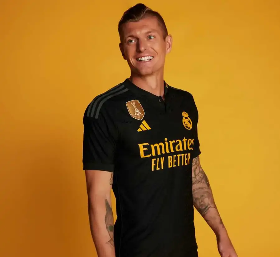 Áo Adidas Real Madrid 23/24 Thrid Jersey ‘Black’ IN9846 - Ảnh 3