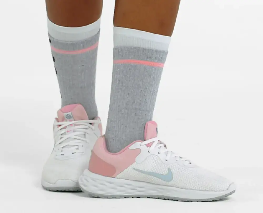 Giày Nike Revolution 6 NN Low-Top Pink/White DC3729-100 - Ảnh 3