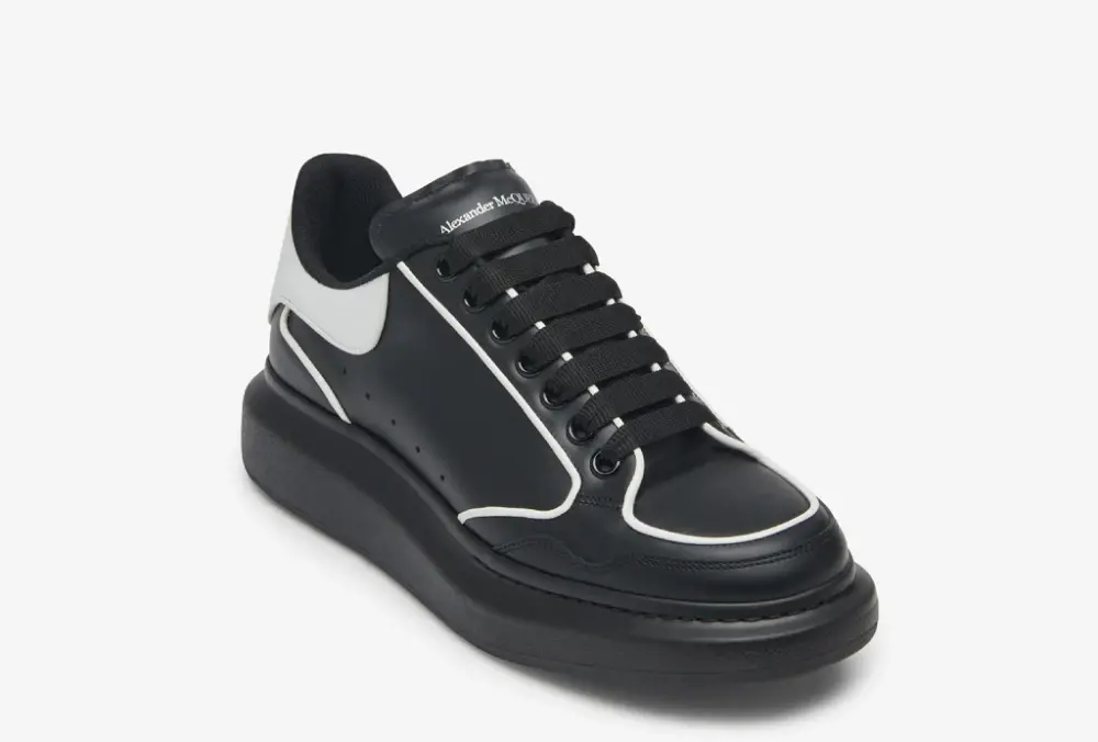 Alternative view of Giày Alexander McQueen Oversized 'Black' 777300WHJE51070