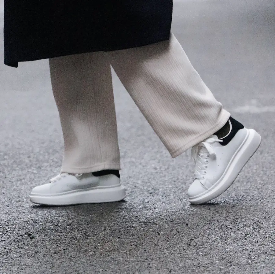 Giày Alexander McQueen Oversized ‘White Black’ 650788-WHZ4K-9061 - Ảnh 7