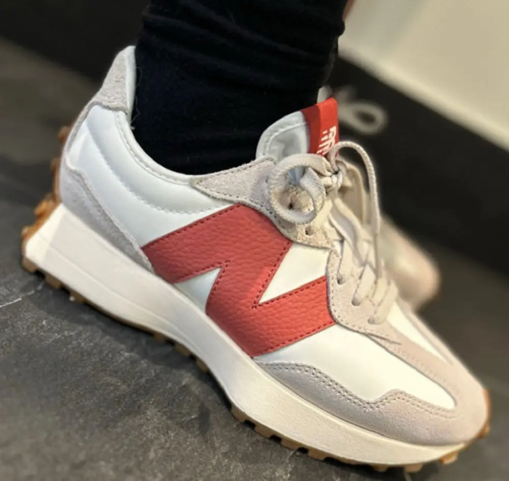 Alternative view of Giày New Balance 327 Moonbeam Astro Dust U327LV