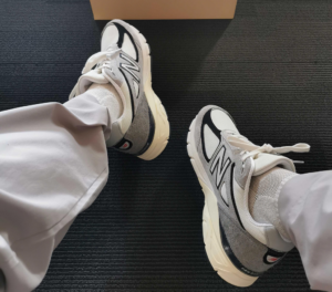 Alternative view of Giày New Balance Teddy Santis x 990v4 Made in USA 'Grey Black' U990TG4