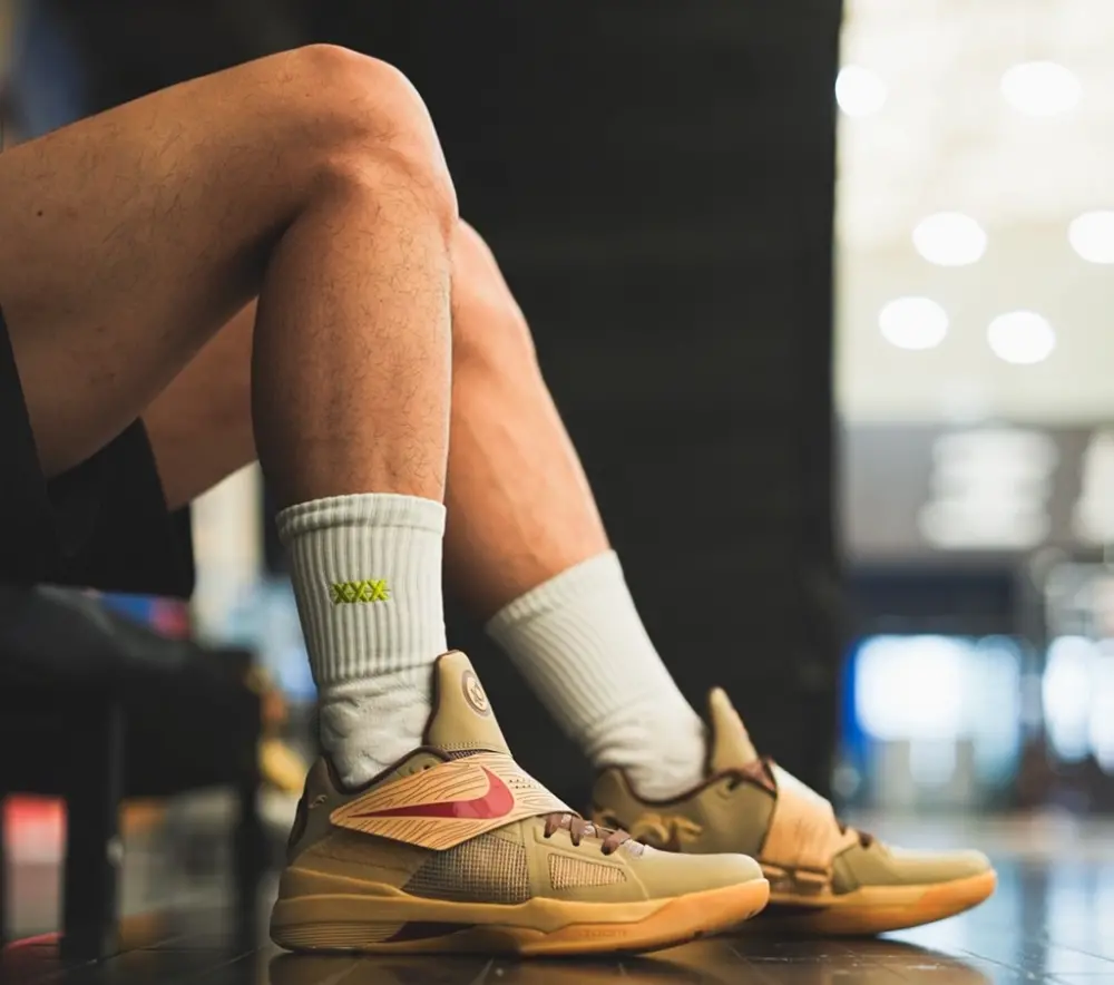 Giày Nike KD 4 ‘Year of the Dragon 2.0’ FJ4189-200 - Ảnh 4