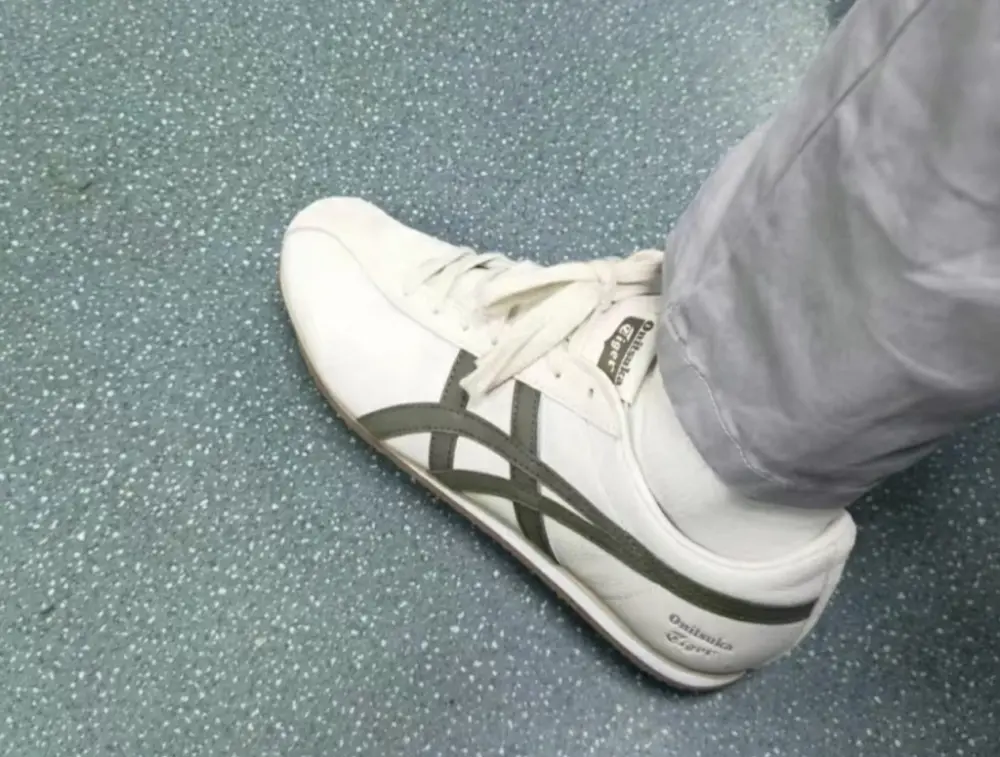 Alternative view of Giày Onitsuka Tiger FB Trainer 'Cream Green 1183B768-250