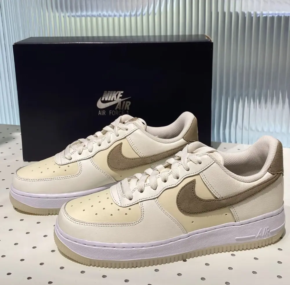 Alternative view of Giày Nike Air Force 1 Low Khaki Coconut Milk FN5832-101