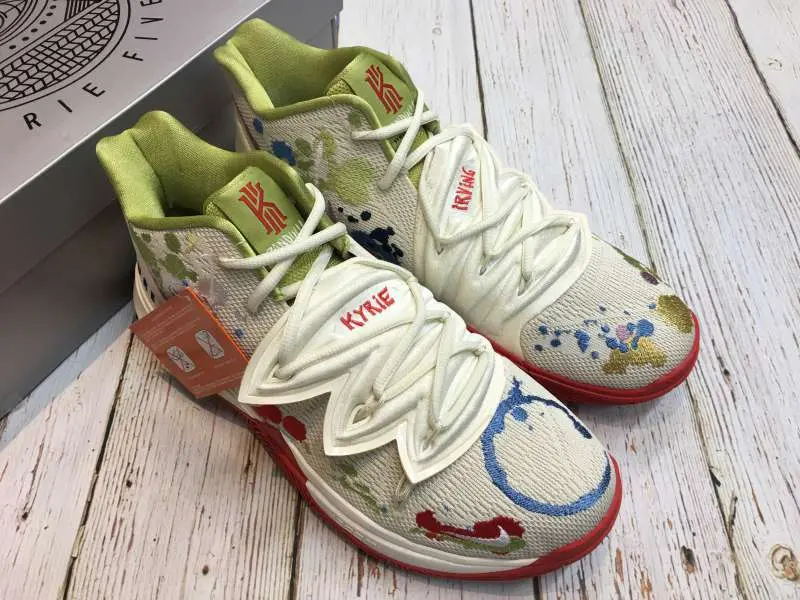 Giày Nike Bandulu x Kyrie 5 EP ‘Embroidered Splatters’ CK5837-100 - Ảnh 4