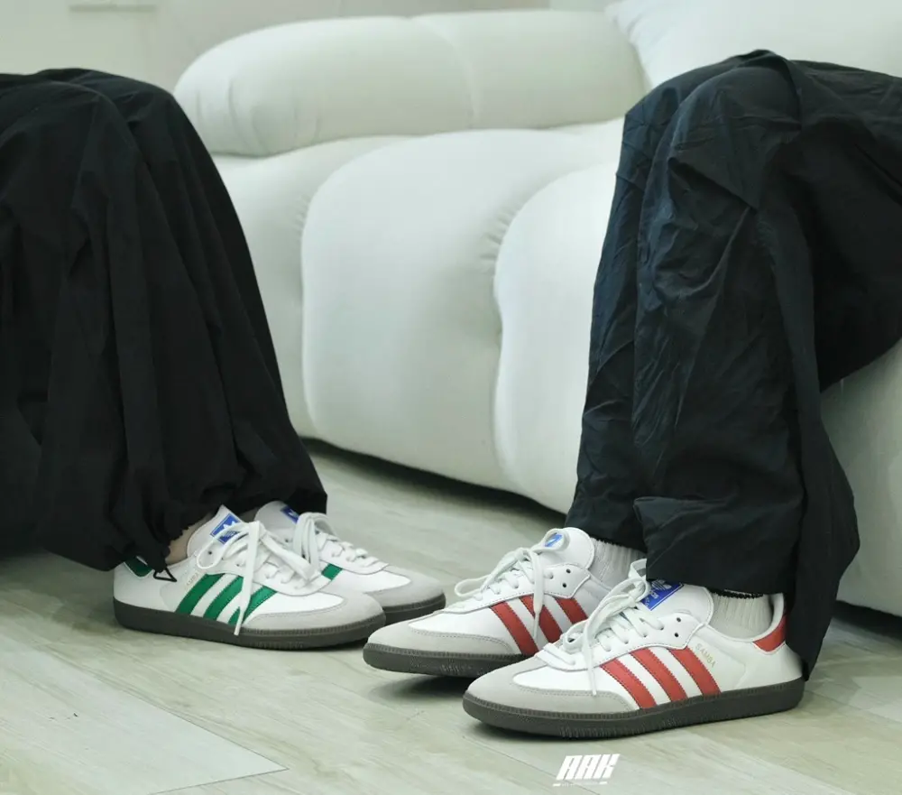Alternative view of Giày Adidas Samba OG ‘White Better Scarlet’ IG1025