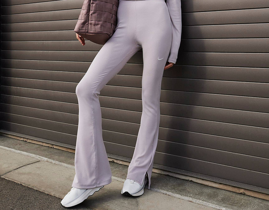 Giày Nike Motiva ‘Summit White Black’ DV1238-103 - Ảnh 3