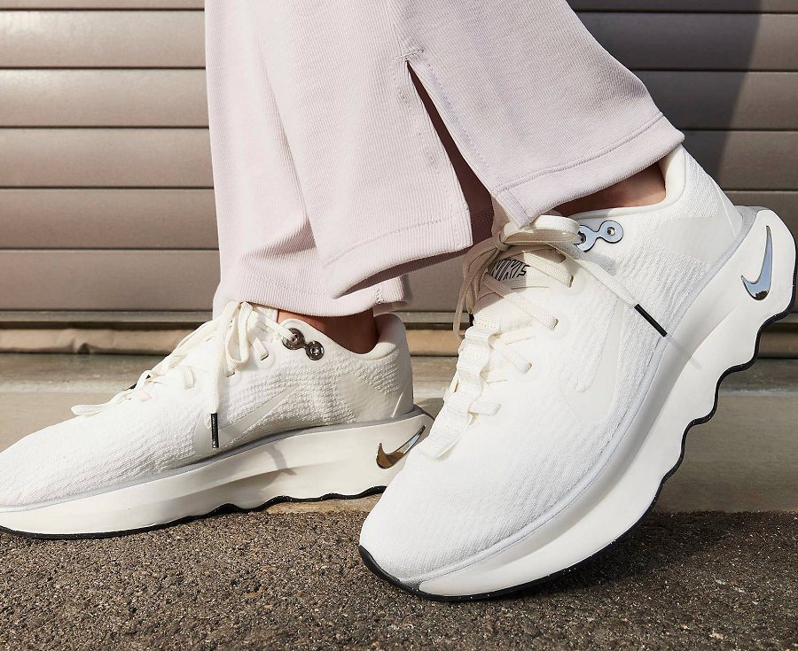 Giày Nike Motiva ‘Summit White Black’ DV1238-103 - Ảnh 4