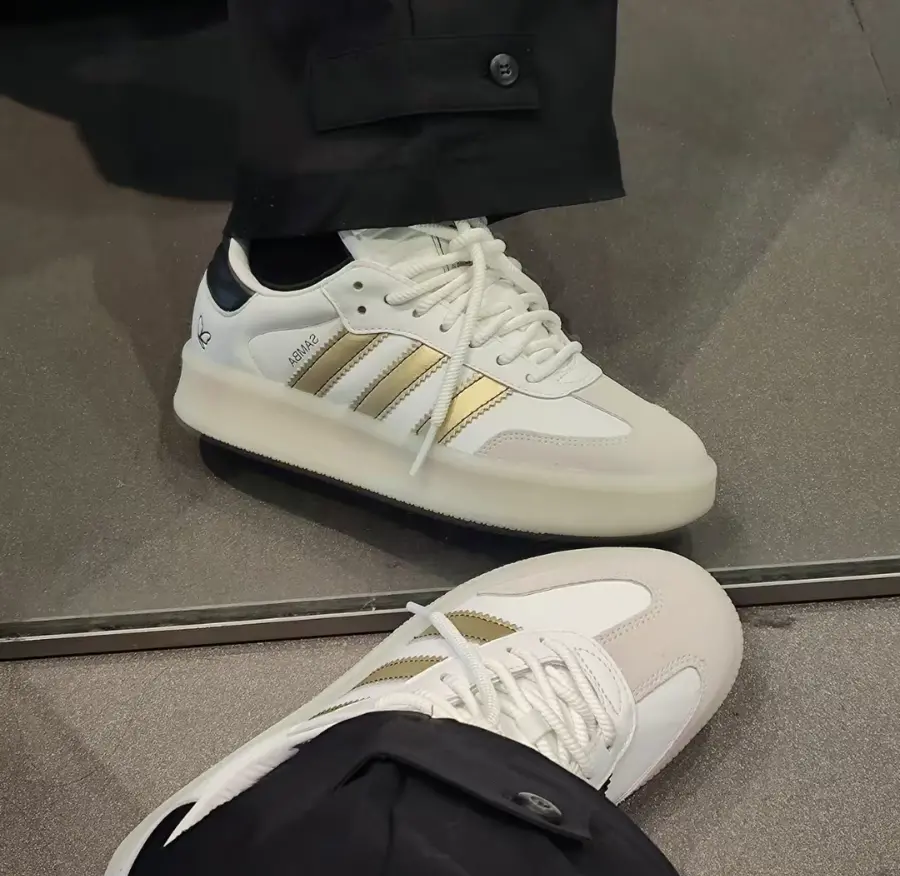Alternative view of Giày Adidas Su Yiming x Samba XLG 'White Gold Black' IH8643