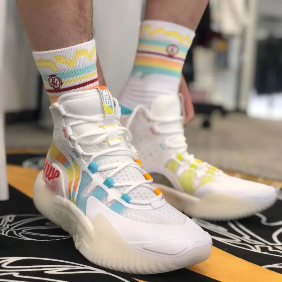 Giày Li-Ning Badfive 2 High ‘White Rainbow’ ABFR001-3 - Ảnh 3