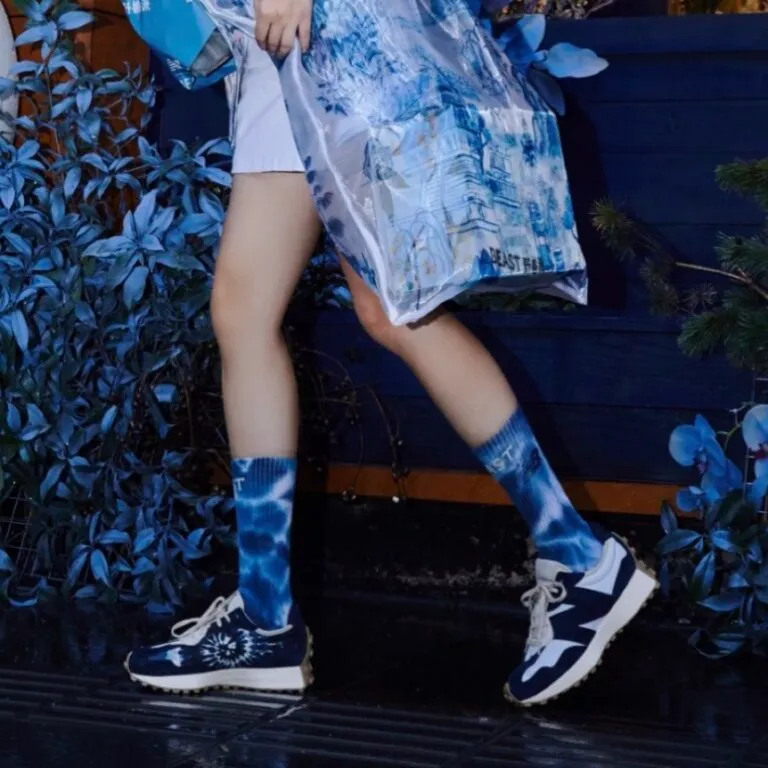 Giày New Balance BEAST x 327 ‘Tie-Dye – Ink Blue’ WS327BEA - Ảnh 5