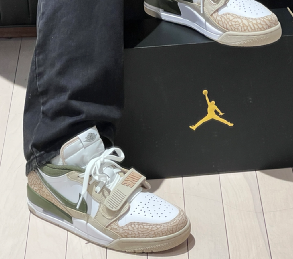 Giày Nike PSG x Air Jordan Legacy 312 Low ‘Fourth Kit’ FZ4358-100 - Ảnh 2