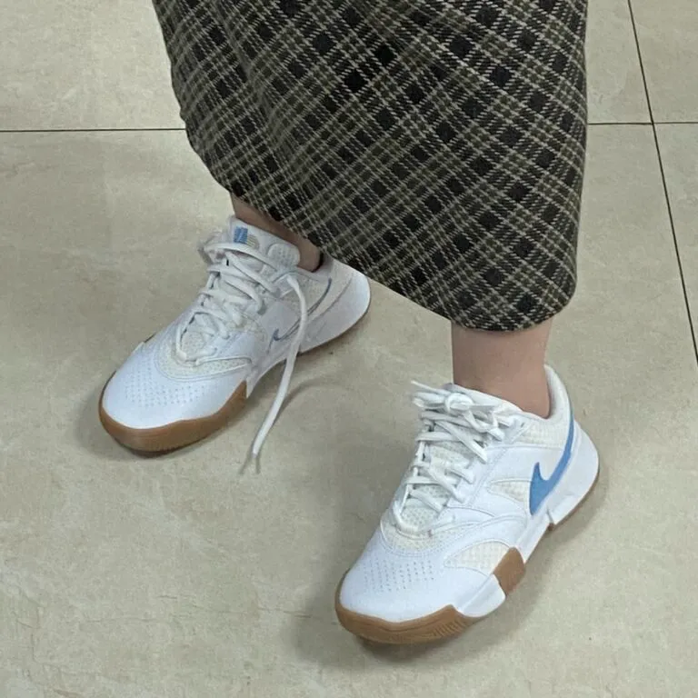 Giày Nike Court Lite 4 ‘White Light Blue Gum’ FD6575‑106 - Ảnh 7