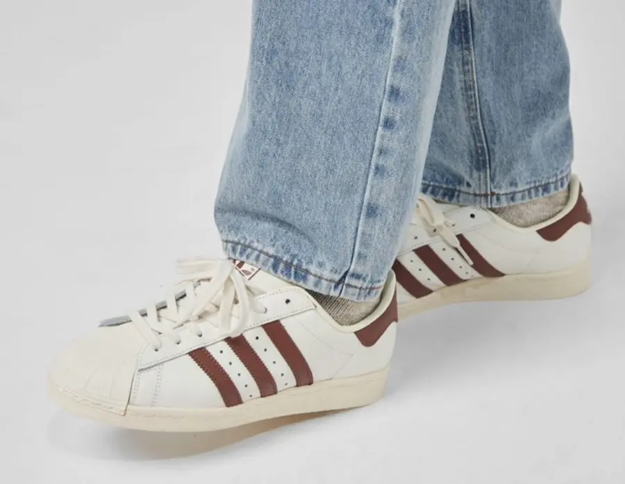 Alternative view of Giày Adidas Originals Superstar 82 ‘Cloud White’ IF6199
