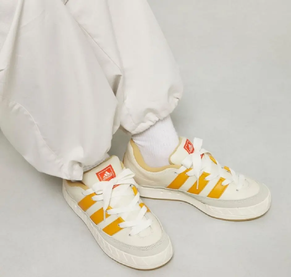 Alternative view of Giày Adidas Originals Adimatic Off White Preloved Orange IF1589