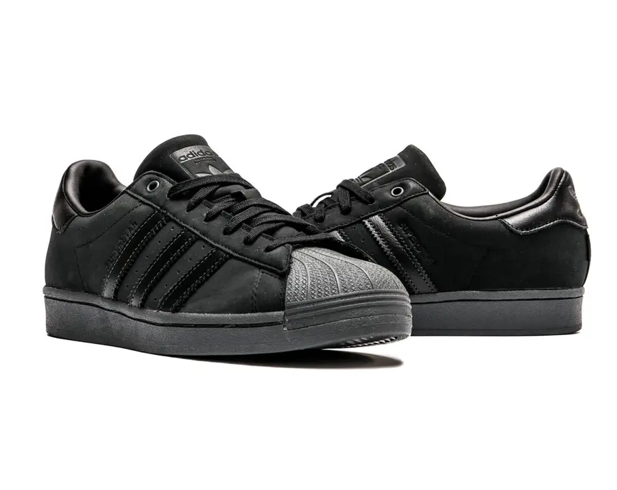 Alternative view of Giày Adidas Originals Superstar GTX 'Black' ID4637