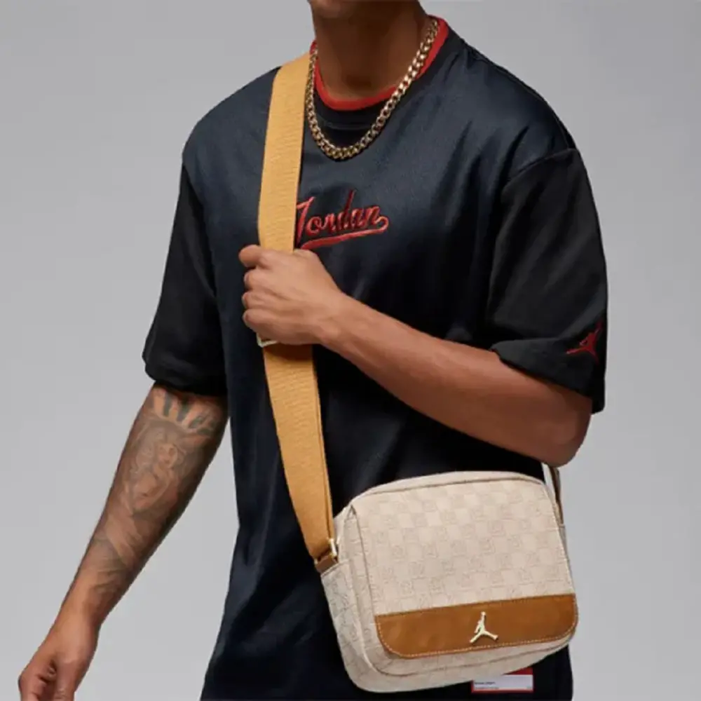 Túi Nike Jordan Monogram Mini Coconut Milk MA0760-W3Z - Ảnh 5