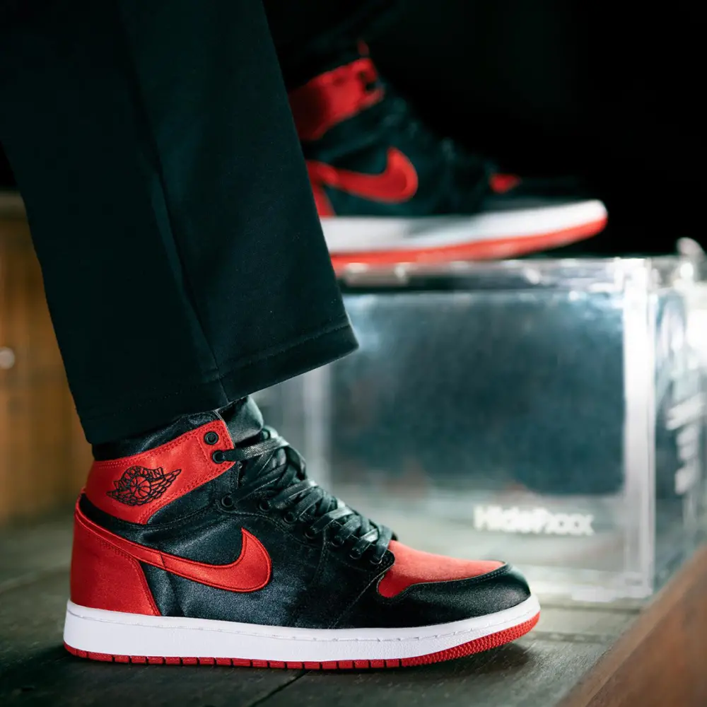 Giày Nike Air Jordan 1 Retro High OG 'Satin Bred' FD4810-061 - Ảnh 5