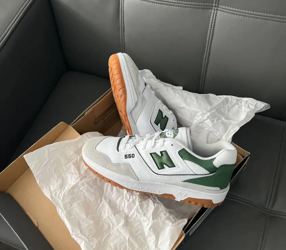 Alternative view of Giày New Balance Coulor Block 'Green/Red' BB550ESB