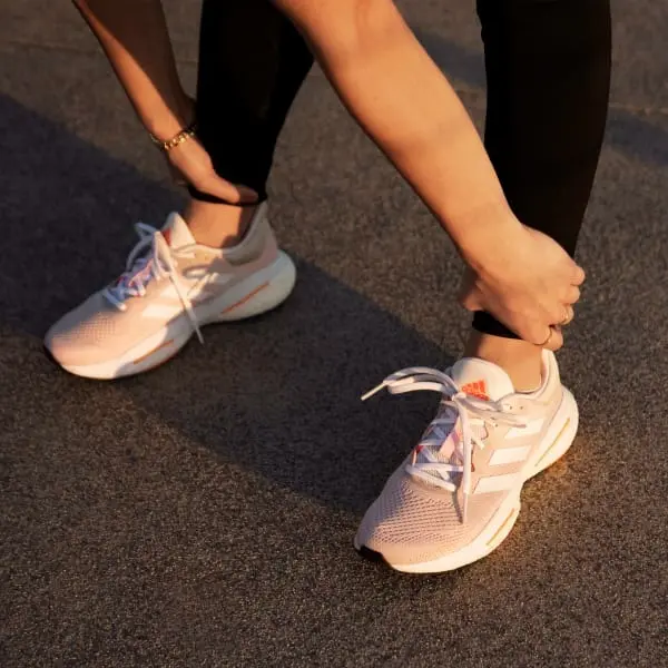 Alternative view of Giày Adidas Solar Glide 5 GX5496