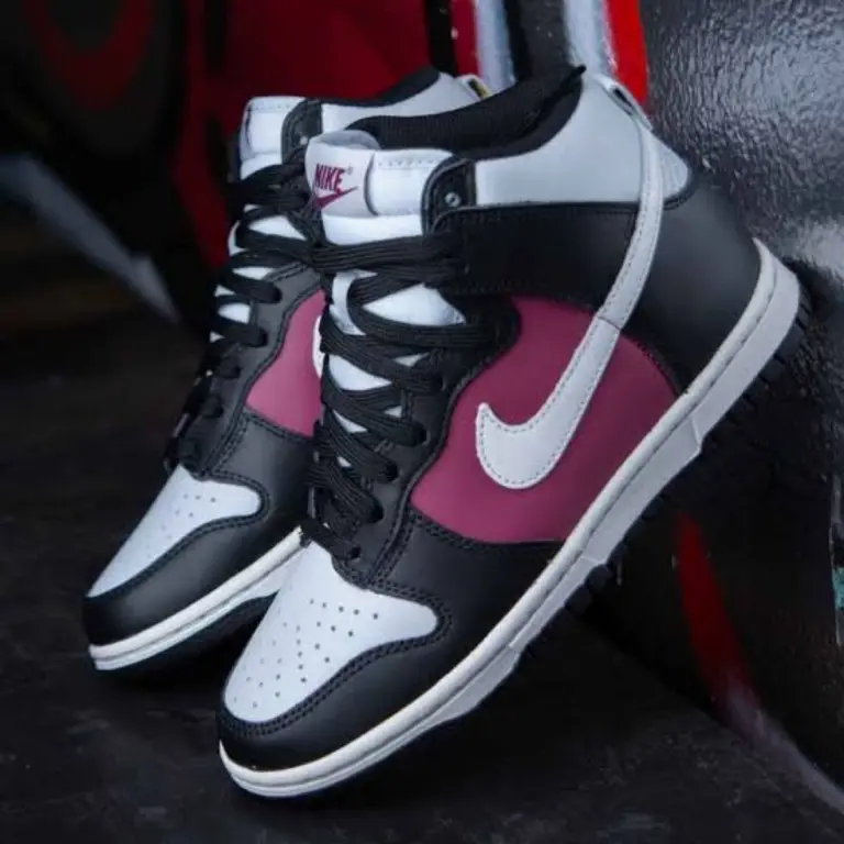 Alternative view of Giày Nike Dunk High ‘White Black Maroon’ DD1869-005