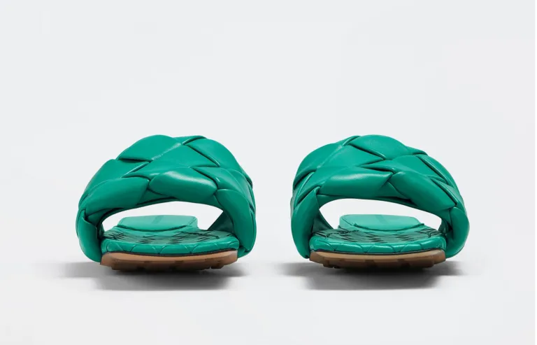 Dép Bottega Veneta Lido Flat Sandal ‘Acid Turquoise’ 608853VBSS03227 - Ảnh 2