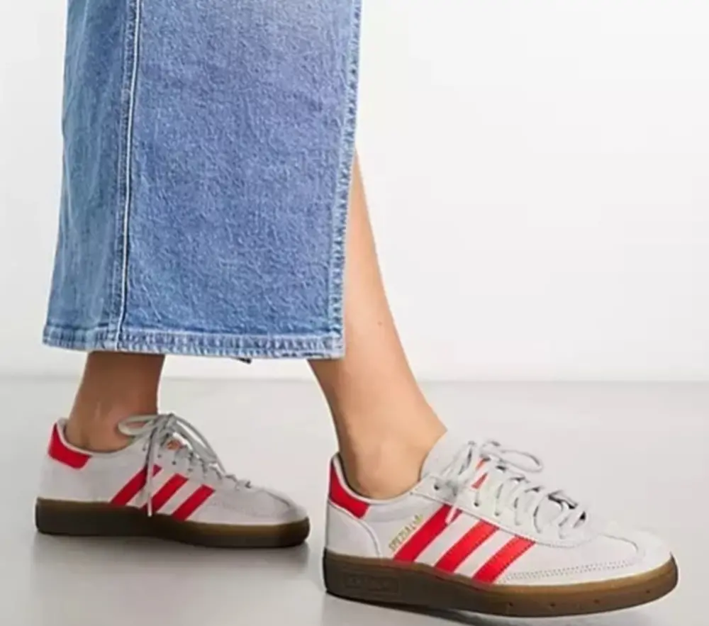 Alternative view of Giày Adidas Handball Spezial ‘Grey Hi-Res Red’ EF5747