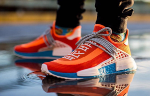Alternative view of Giày Adidas NMD Hu Pharrell Extra Eye Orange H67401