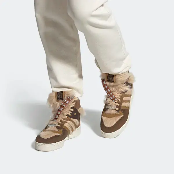 Alternative view of Giày Adidas Star Wars x Rivalry Hi ‘Chewbacca’ FX9290