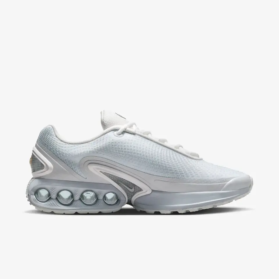 Alternative view of Giày Nike Air Max DN 'White Metallic Silver' FJ3145-100