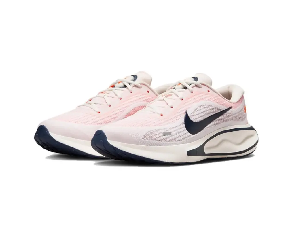Alternative view of Giày Nike Journey Run 'Sail Total Orange' FN0228-100