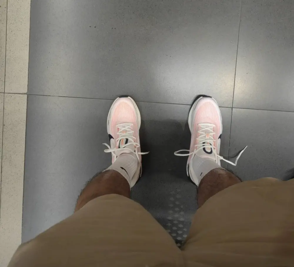 Giày Nike Journey Run 'Sail Total Orange' FN0228-100 - Ảnh 4