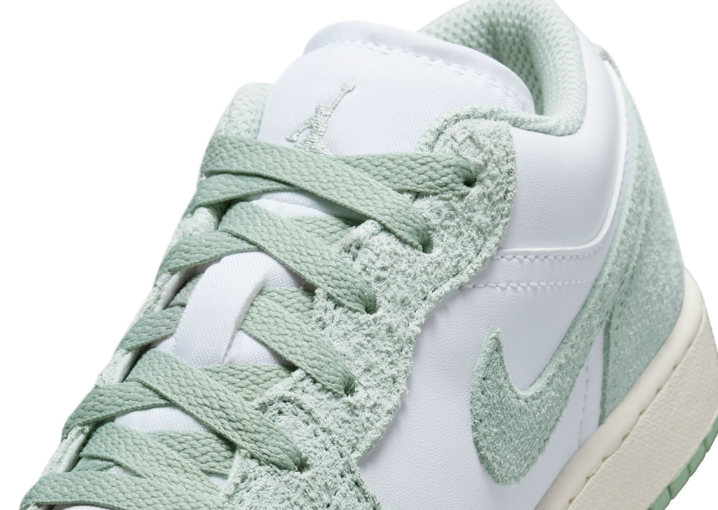 Giày Nike Air Jordan 1 Low SE GS 'Seafoam' FN9137-131 - Ảnh 4
