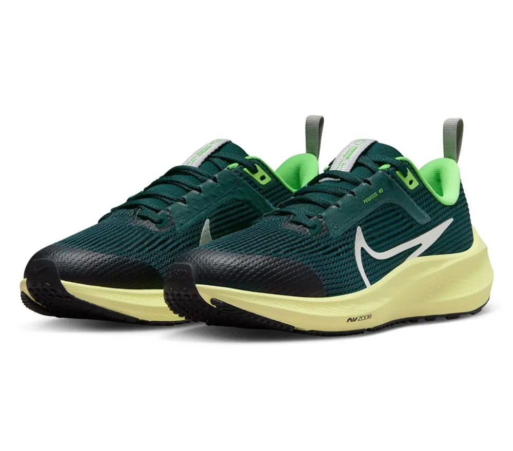 Alternative view of Giày Nike Air Zoom Pegasus 40 GS 'Deep Jungle' DX2498-301