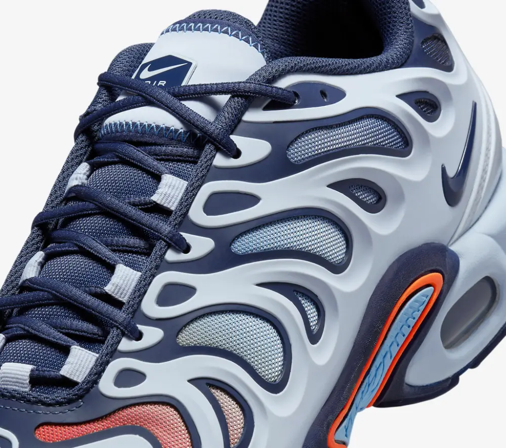 Alternative view of Giày Nike Air Max Plus Drift 'Football Grey Aquarius Blue' FD4290-004
