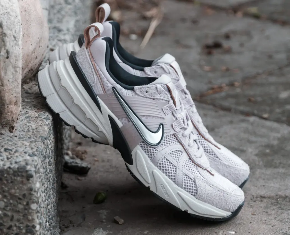 Giày Nike V2K Run 'Platinum Violet' FN6703-001 - Ảnh 5