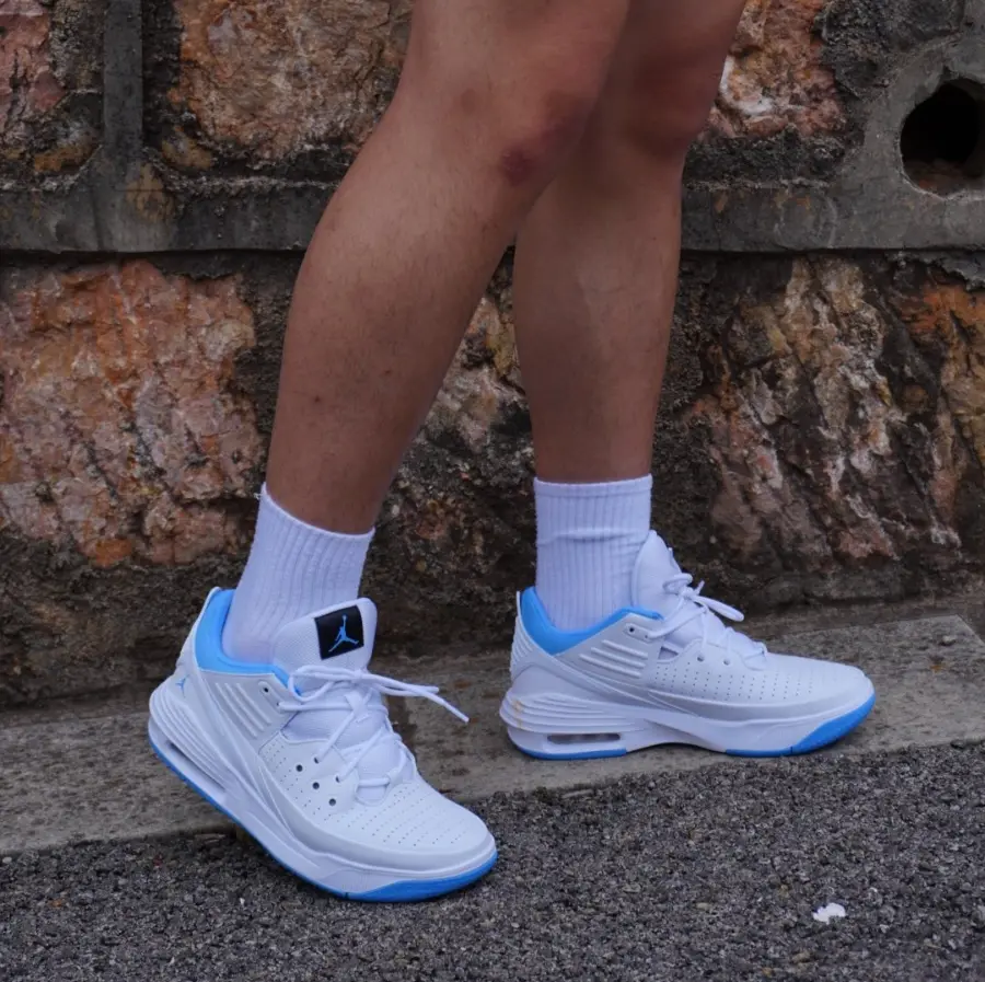 Giày Nike Air Jordan Max Aura 5 “University Blue” DZ4353-104 - Ảnh 7
