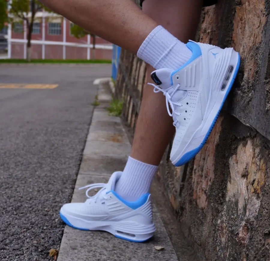 Giày Nike Air Jordan Max Aura 5 “University Blue” DZ4353-104 - Ảnh 4