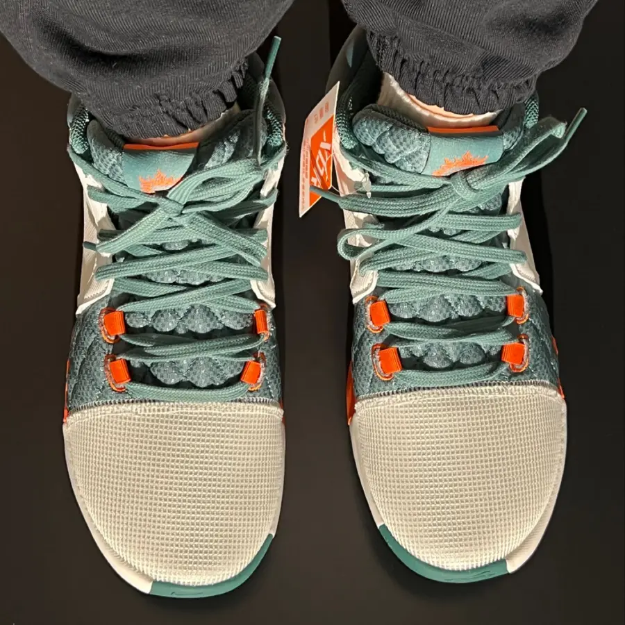 Giày Nike LeBron Witness 8 ‘Cannon’ FB2239-101 - Ảnh 4