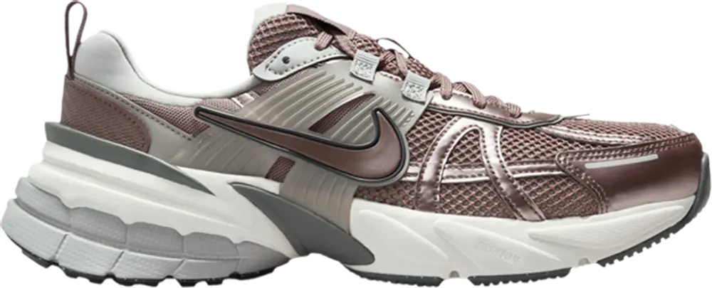 Giày Nike V2K Run 'Smokey Mauve' FD0736-200