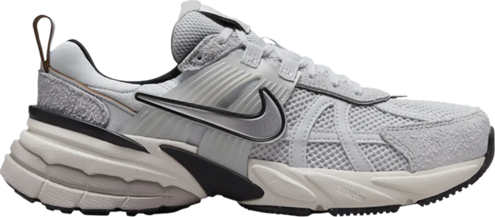 Giày Nike V2K Run 'Pure Platinum Chrome' FN6703-002