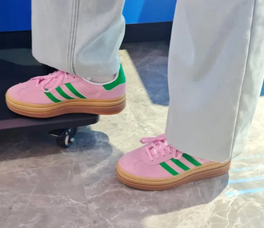 Alternative view of Giày Adidas Gazelle Bold True Pink IE0420