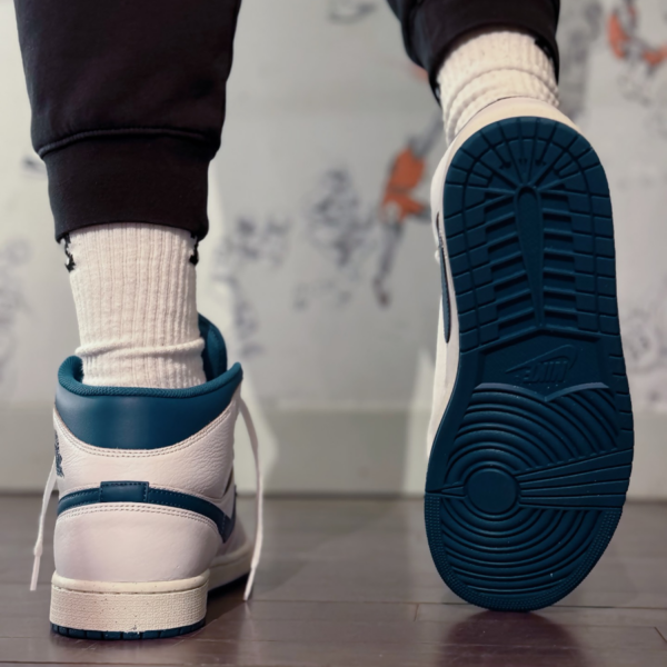 Giày Nike Air Jordan 1 Mid ‘Industrial Blue’ FN5215-141 - Ảnh 5