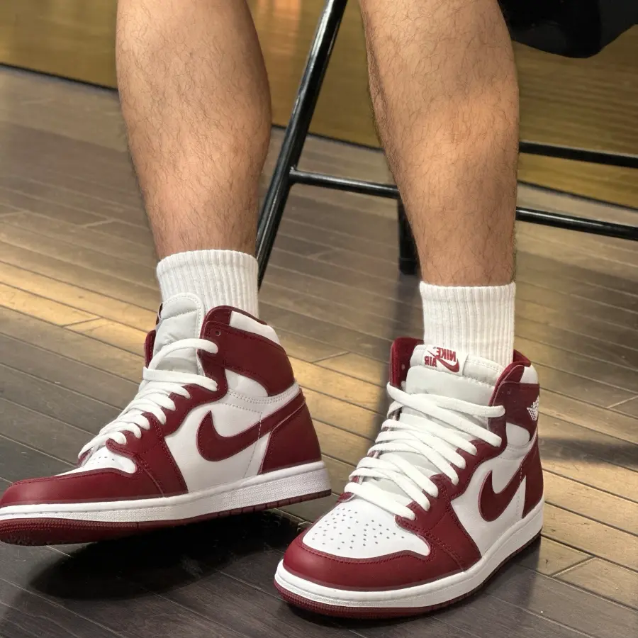 Alternative view of Giày Nike Air Jordan 1 Retro High OG ‘Artisanal Red’ DZ5485-160