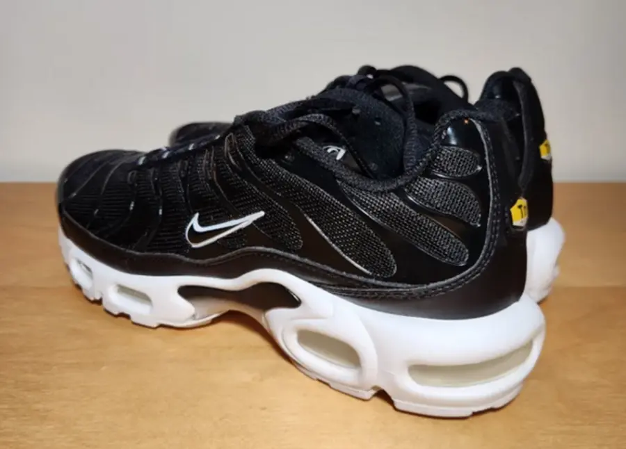 Alternative view of Giày Nike Air Max Plus ‘Black White’ DM2362-001