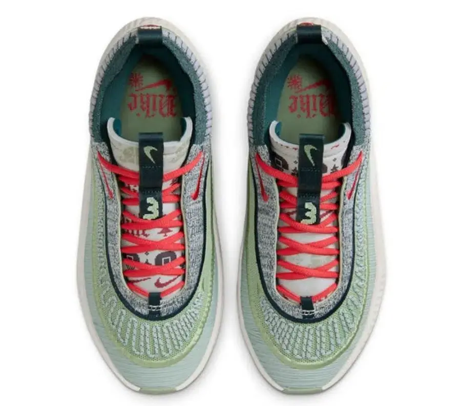 Alternative view of Giày Nike Cosmic Unity 3 'Christmas' DV2757-003
