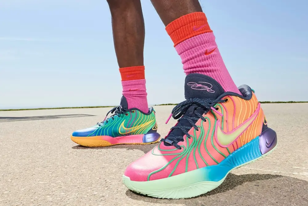 Alternative view of Giày Nike LeBron 21 'Bliss Pink' HF5353-400
